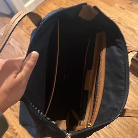 Micheal Kors bag - Picture 4 of 6